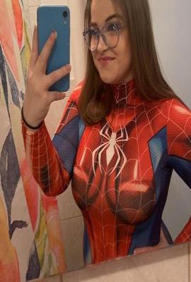 HornySpider